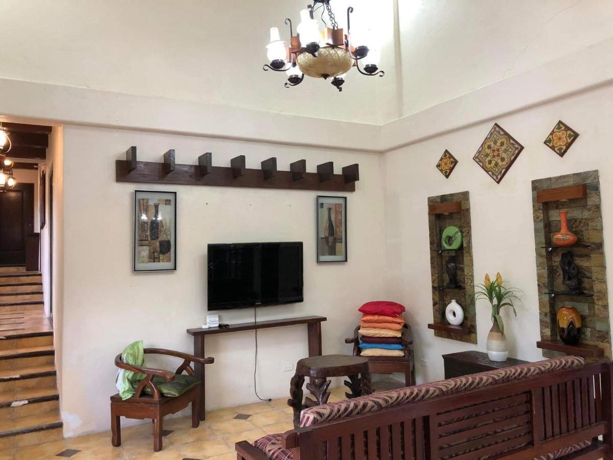 Tagaytay Bnr Guesthouse 4Br With Balcony 12-14 Guest Tagaytay City Luaran gambar